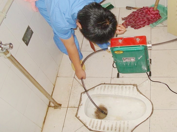 户县如何知道管道疏通公司哪家好？